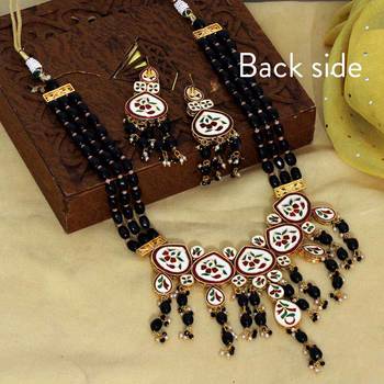 Black necklace-sets 2