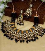 Black necklace-sets