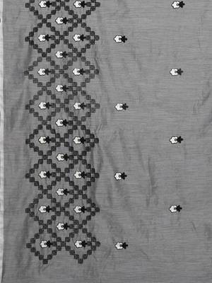 Grey embroidered chanderi saree with blouse 4