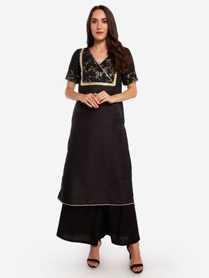 Black plain art silk long-kurtis 1
