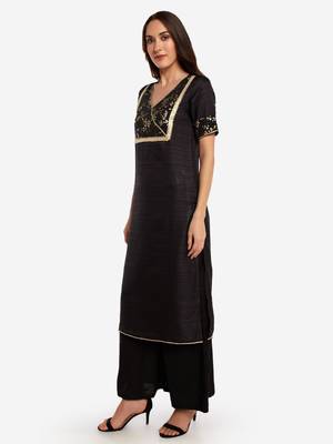 Black plain art silk long-kurtis 4