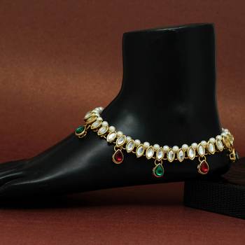 Maroon anklets 2
