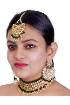 Green Copper Base Kundan Necklace with Earrings & Mang Tika