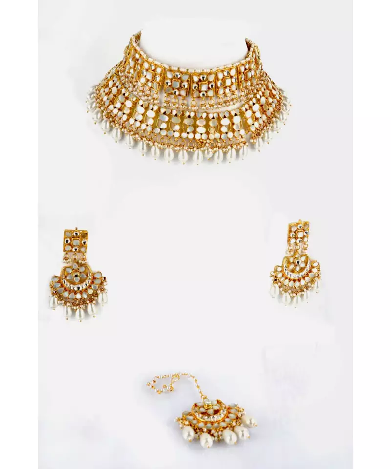 KUNDAN BRIDAL SET WITH MOTHER OF PEARLS
