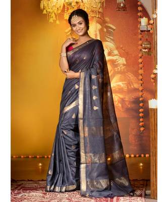 Black Banswara Silk Saree With Temple Motifs 1