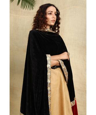 Beige Art Silk Kurti with Mukaish Work paired with Trousers and velvet black/red dupatta 3