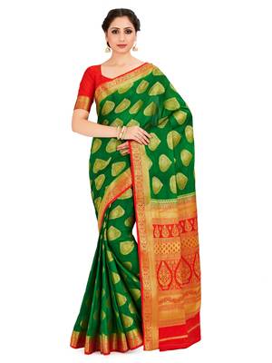 green hand woven crepe saree with blouse 1