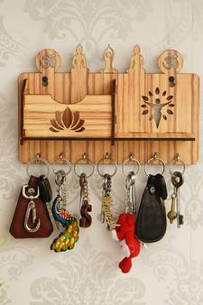 eCraftIndia Yoga Theme Multiutility 7 Hooks Wooden KeyHolder