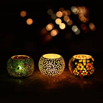 Set of 3 Mosiac Glass Decorative Tea Light Holder/Diya 1