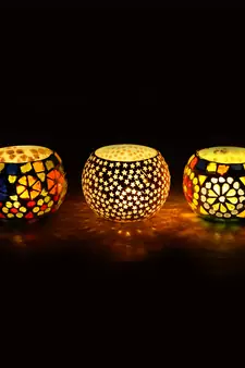 Set of 3 Mosiac Glass Decorative Tea Light Holder/Diya