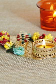 Decorative Handcrafted Yellow and Red Floral Leaf Shape Tea Light Holder