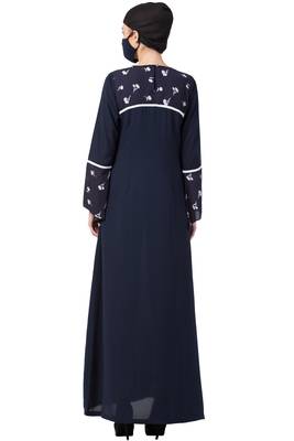 Musheco-Abaya With Printed Yoke And Sleeves 4