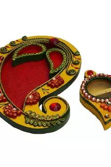 Combo of Pooja Plate and Roli Tikka Chopra
