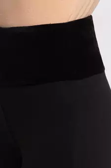 Women Black Solid  Slim Fit Tregging By Sheczzar