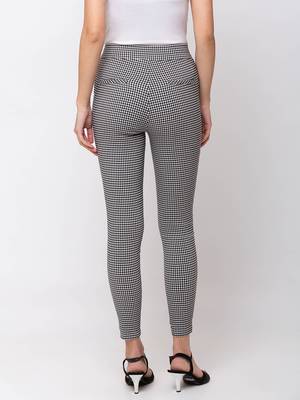 Women Black Checks  Slim Fit Tregging By Sheczzar 3