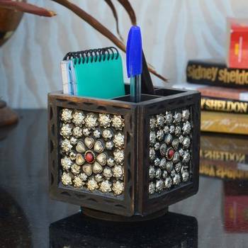 Ornate Wooden Pen Stand 1