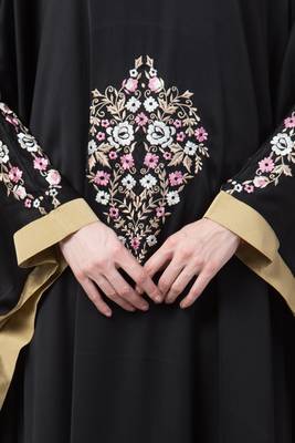 Musheco-Kaftan With Chikan Embroidery Work 6