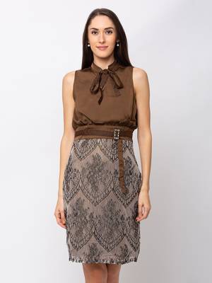 Sheczzar BROWN Color Regular fit Midi Dress 4