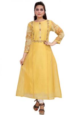 Pureint Women's Rayon Printed Kurta set with pant 1