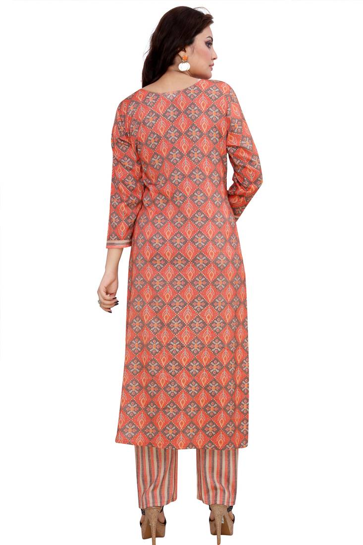 Pureint Women's Rayon Printed Kurta set with pant