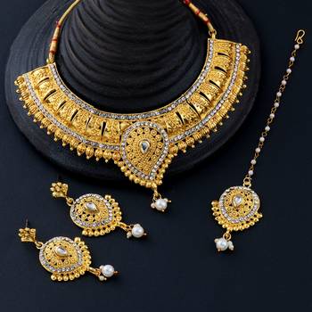 Designer Classic Look Gold Plated Traditional Neckalce Set Jewellery Set For Women Girls 3
