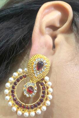 Red chandbali 2