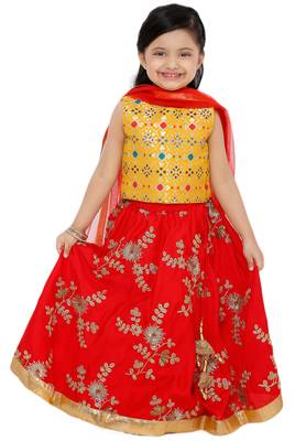 Red embroidered art silk stitched lehenga 1