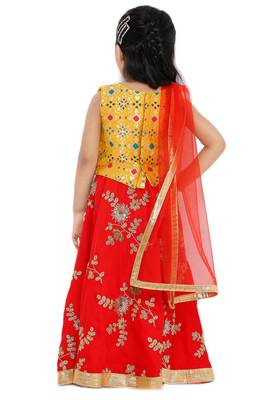 Red embroidered art silk stitched lehenga 2