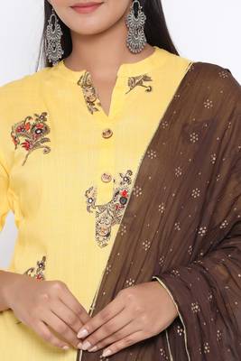 Ardozaa Women's Rayon Printed Straight Kurta Sharara Dupatta Set (Yellow) 4
