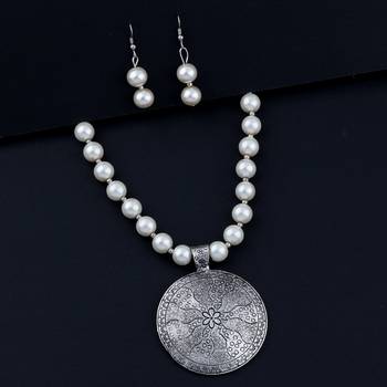 Elegant Oxidised Pendant White Pearl Necklace Set  Jewellery set for Women 2