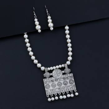 Stylish  Amazing Oxidised Pendant White Pearl Jewellery set for Women 2