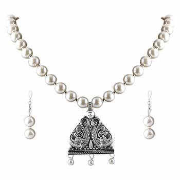 Elegant Oxidised Stylish  Pendant Set  White Pearl Jewellery set for Women 3