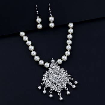 Amazing Oxidised Pendant Set Stylish Look White Pearl Jewellery set for Women 2