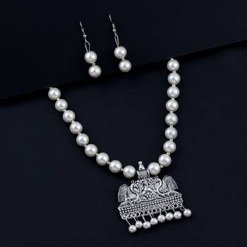 Amazing Classic Look  Oxidised Pendant White Pearl Jewellery set for Women 2