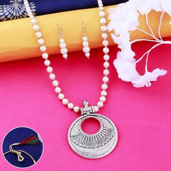 Silver plated Round pendant Designer Traditional Long Pearl Necklace set for women Jewellery set 1