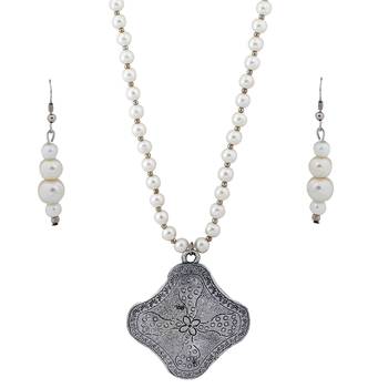 Silver plated Unique Design pendant Designer Traditional Long Pearl Necklace set for women Jewellery set 3