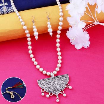 Silver plated Designer traditional Long Pearl Drop Round pendant Necklace set for women Jewellery set 1