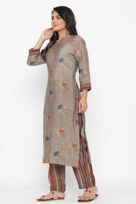 Ardozaa Women's Muslin Gold Print Straight Kurta Palazzo Set (Beige) 2