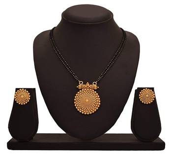 gold Mangalsutra 1