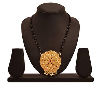 gold Mangalsutra 1