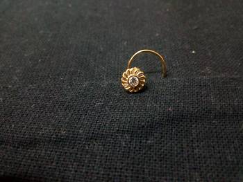 Designer Golden Diamond Floral nose ring or Nose Pin 3
