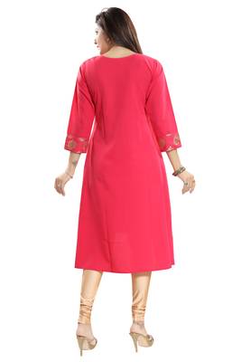 Pink printed crepe kurtas-and-kurtis 3
