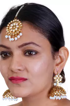 White jewellery-combo