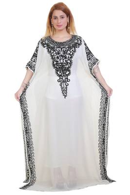White Ari Work Georgette Islamic Style Stone Embedded Partywear Kaftan Long Gown Evening wear Dubai kaftan 1