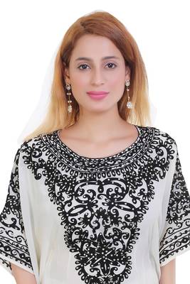 White Ari Work Georgette Islamic Style Stone Embedded Partywear Kaftan Long Gown Evening wear Dubai kaftan 2