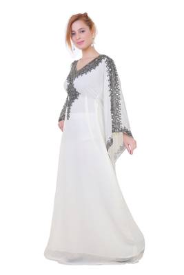 White Zari Stone Work Georgette Islamic Style Beads Embedded Partywear Kaftan Long Gown Evening wear Dubai kaftan 4