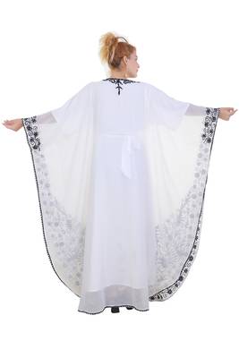White Ari Work Georgette Islamic Style Stone Embedded Partywear Kaftan Long Gown Evening wear Dubai kaftan 5