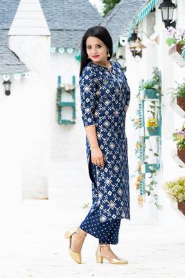 Addiction Navy Gold Printed Cotton Straight Kurta And Pant 5