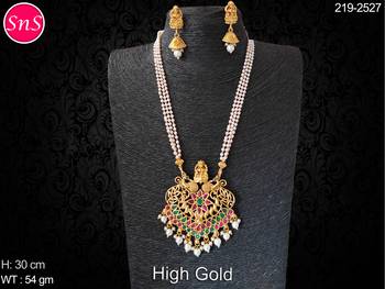Green emerald   necklaces 1