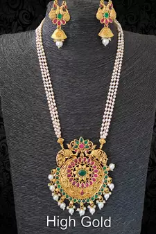 Green emerald  necklaces
